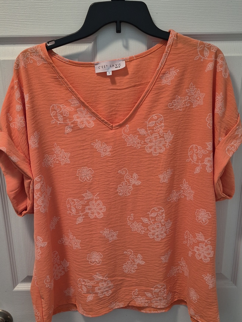 Coral V-Neck Short Sleeve Tee with White Floral Print